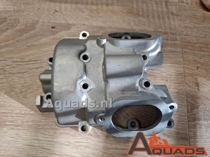 Cylinder head cover CF 500